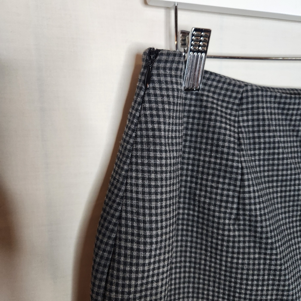 Amanda Smith Petite Black/Gray Check Knee Length Skirt Business Skirt Size 14P - Picture 5 of 8